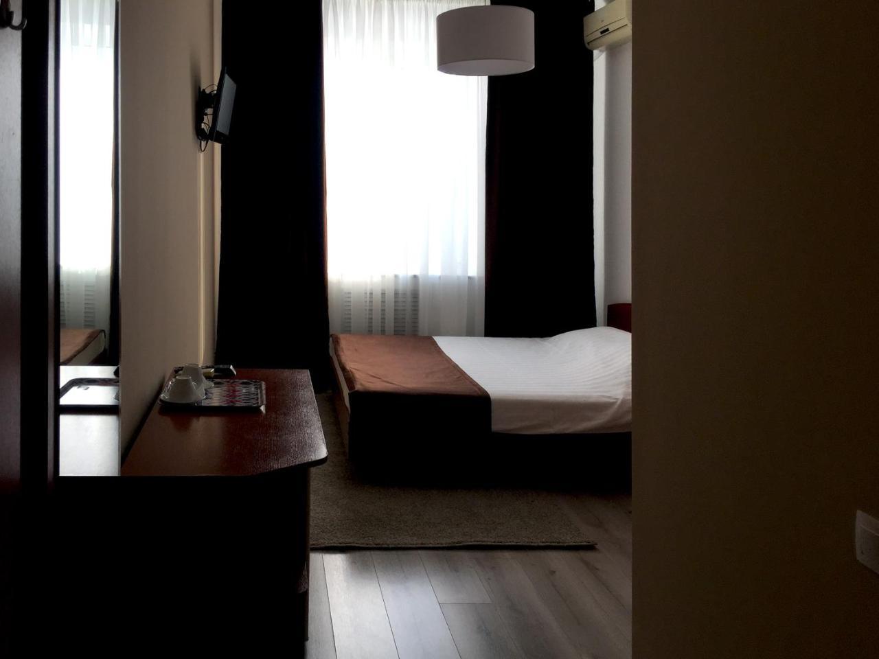 Virazh Hotel Suponevo  Екстериор снимка